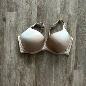 Victoria's Secret Very Sexy Lightly Lined Plunge Bra